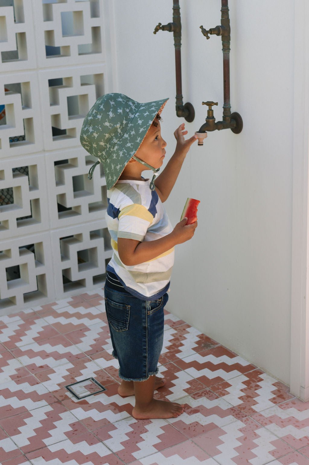 Frogs Wide Brim Bucket Hat - Acorn Kids Accessories