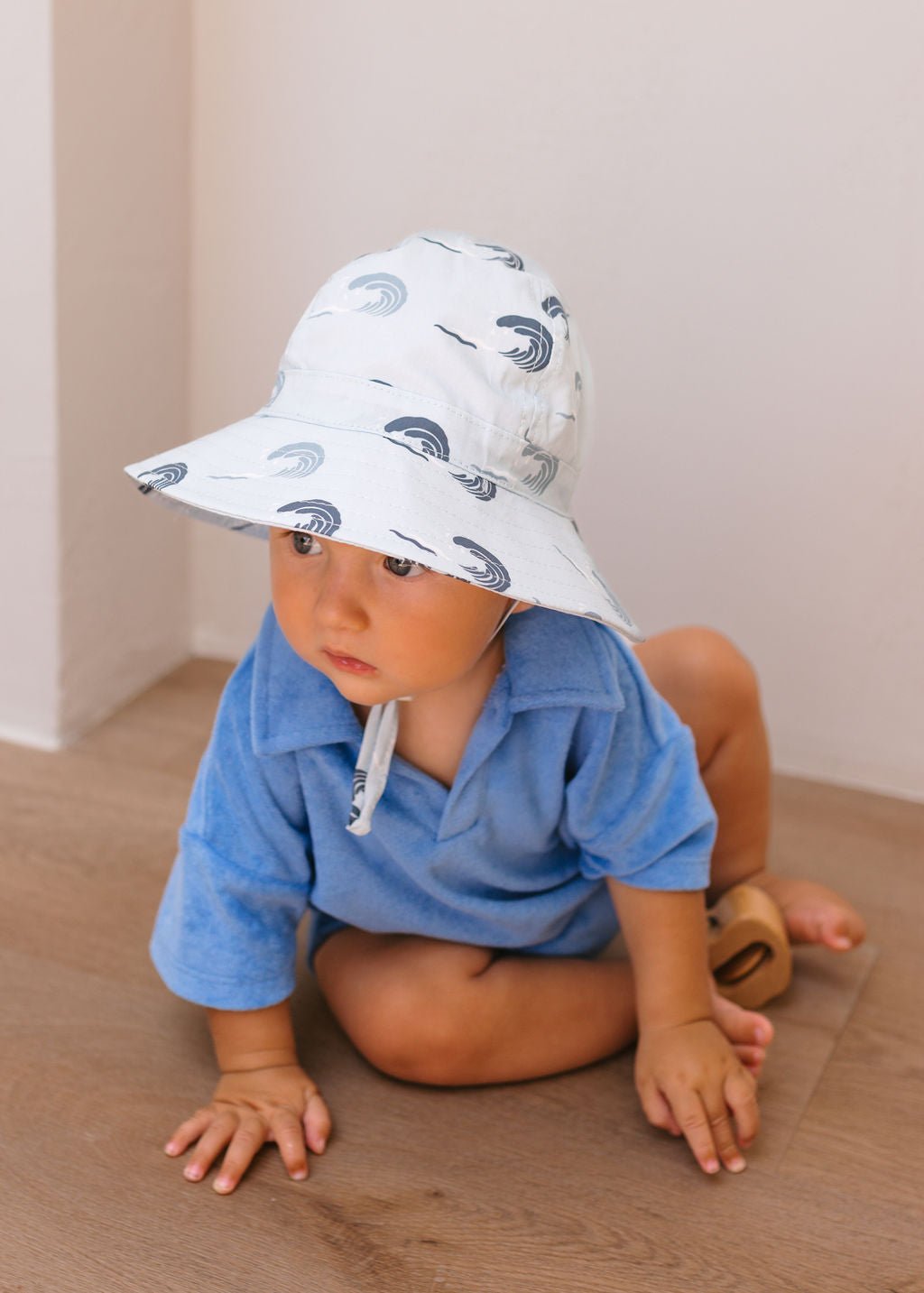 Wave Curl Wide Brim Infant Hat - Acorn Kids Accessories