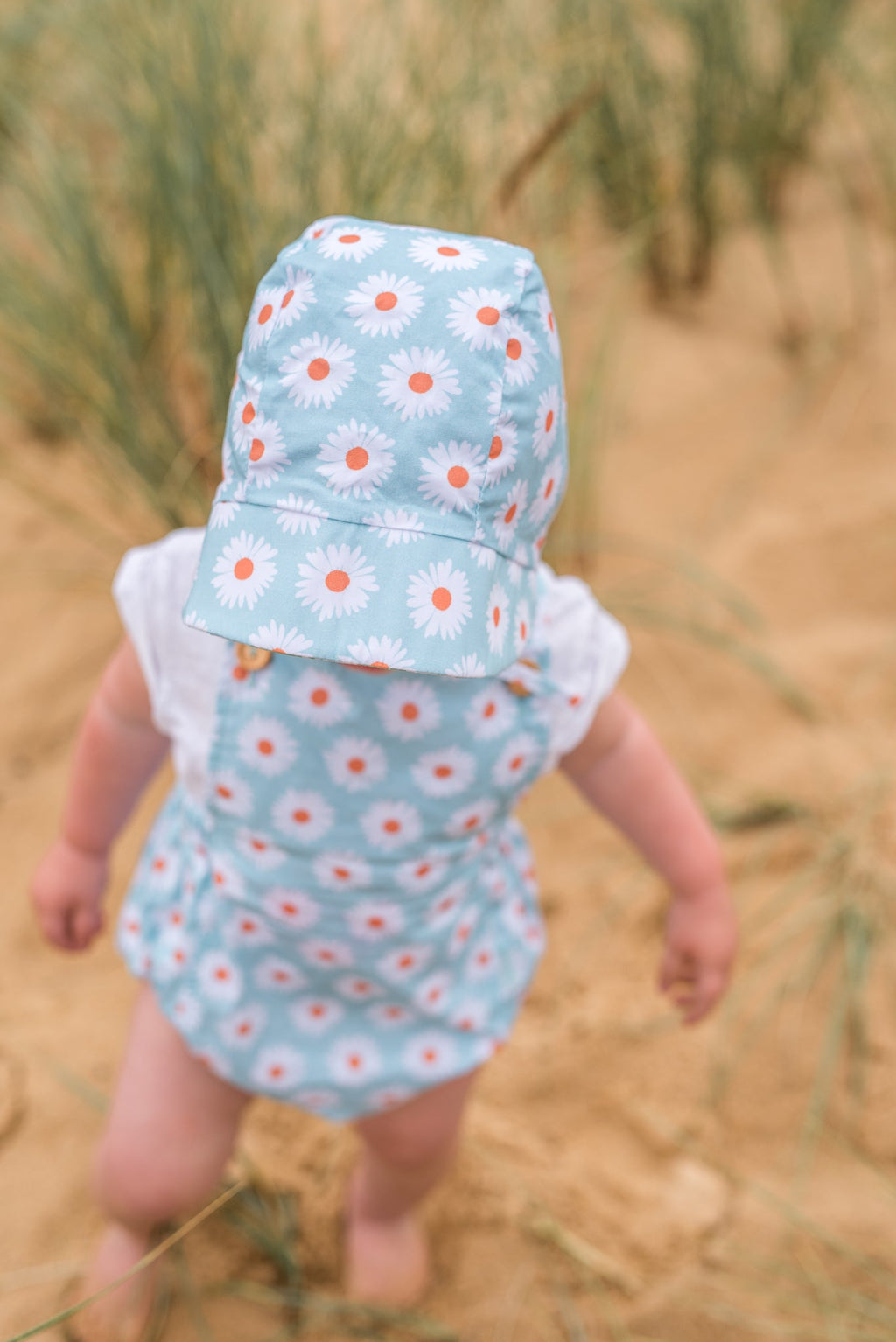 Daisy Reversible Bonnet - Acorn Kids Accessories