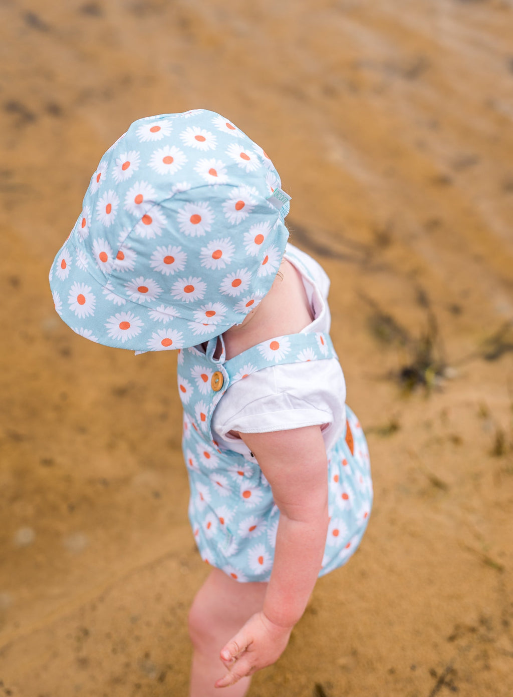Daisy Reversible Bonnet - Acorn Kids Accessories