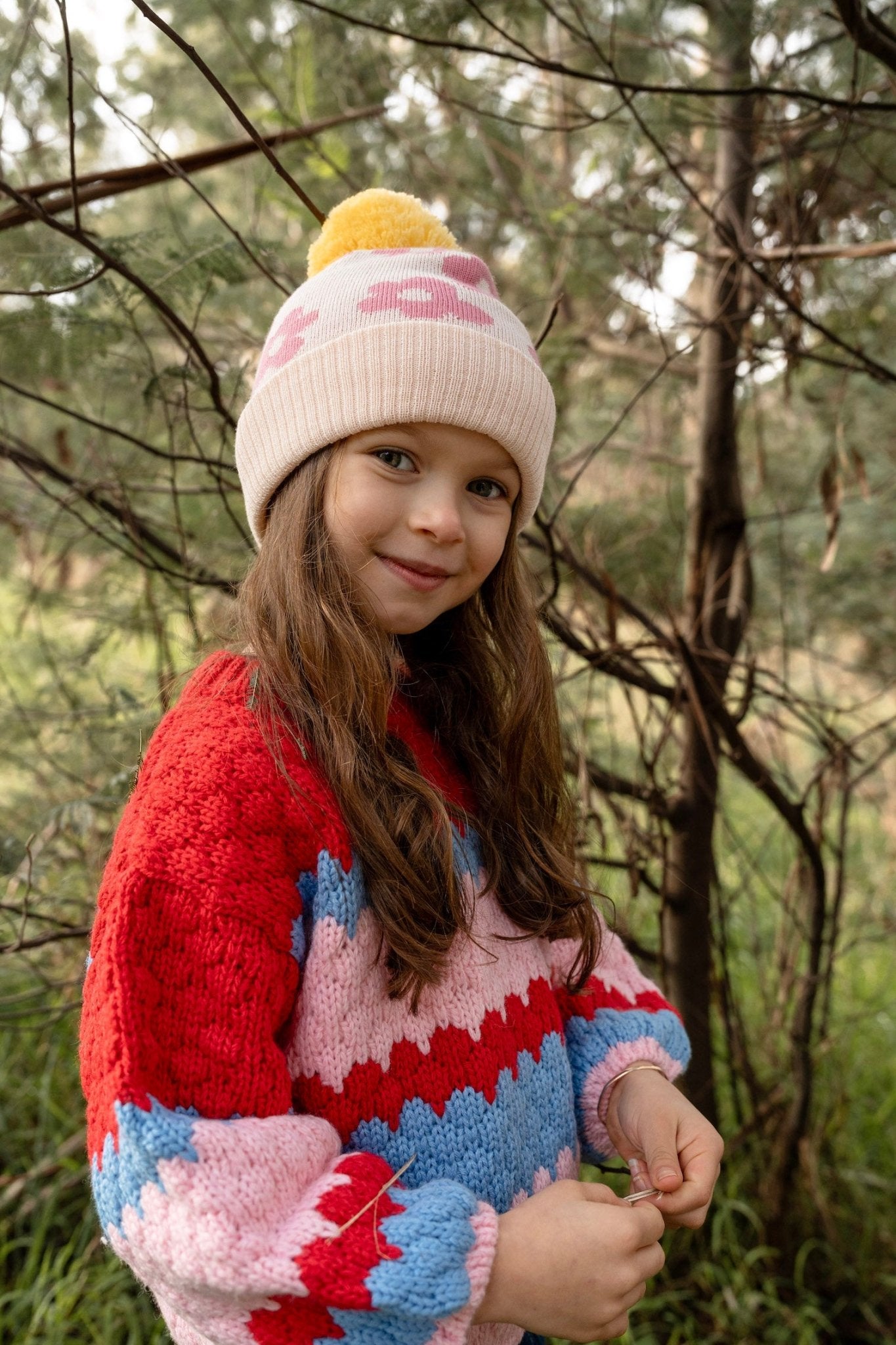 美品 RITSUKOKARITA rich Flower lame beanie Ravelry: Winter Flower Beanie pattern by Lara Serbousek