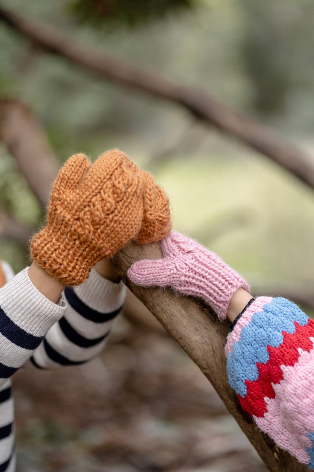 Free Spirit Mittens Caramel - Acorn Kids Accessories